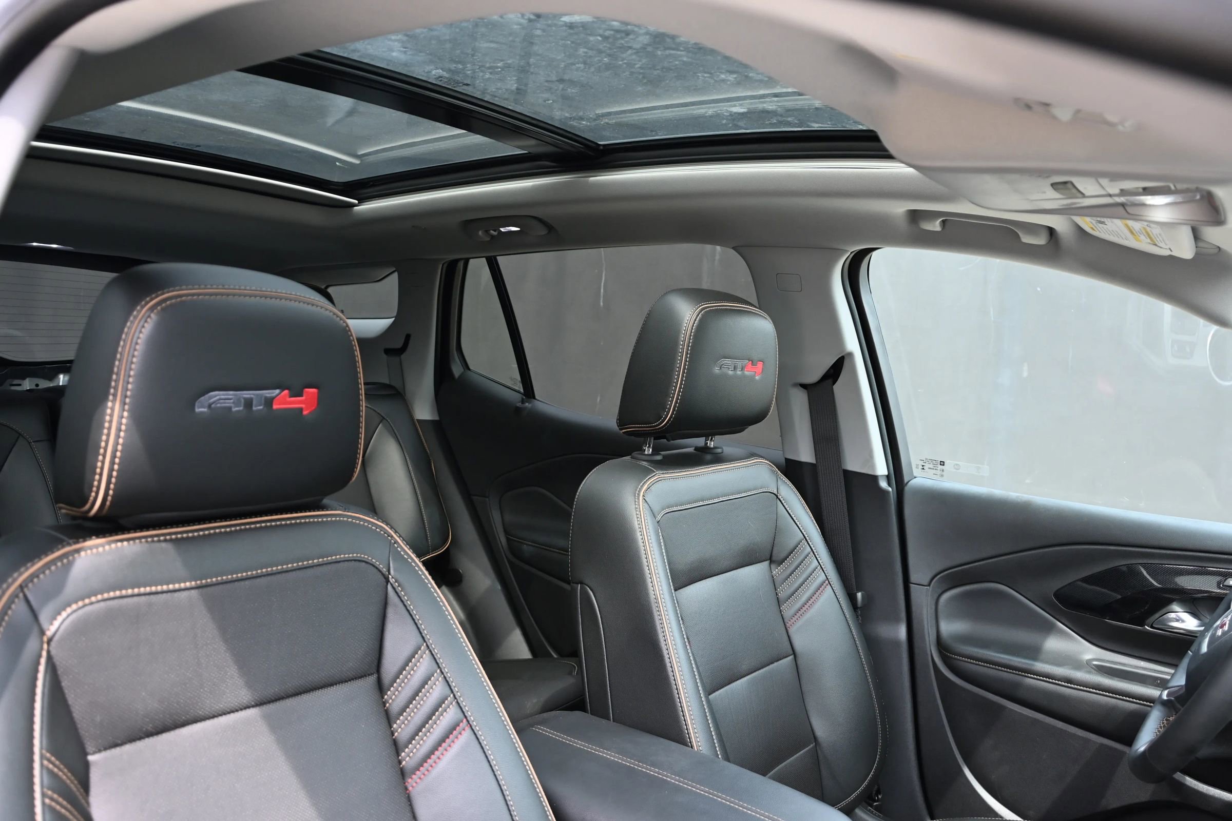 Used 2024 GMC Terrain AT4 w/ Tech Package AWD/4WD image 19