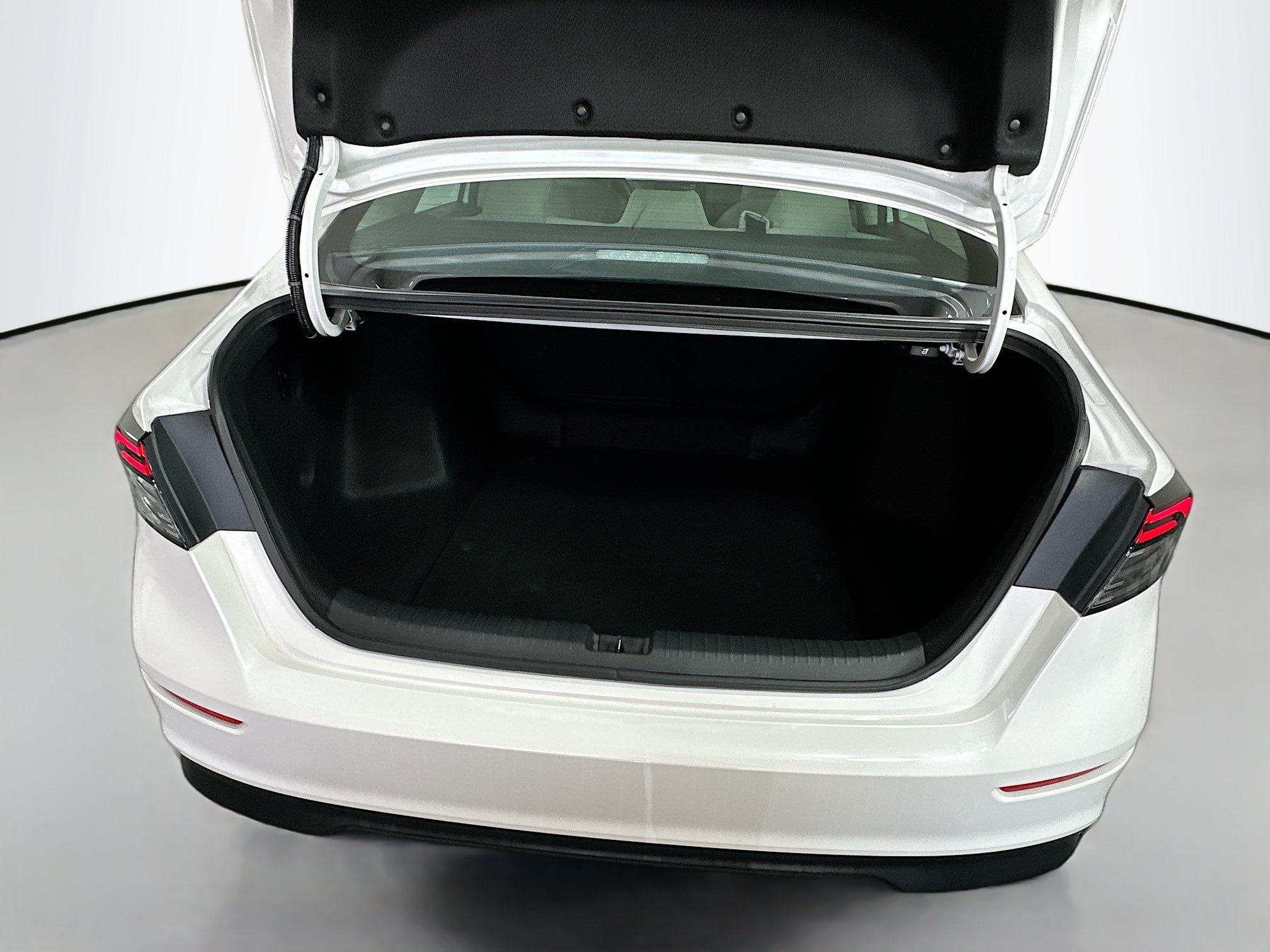 Certified 2024 Honda Accord LX image 18