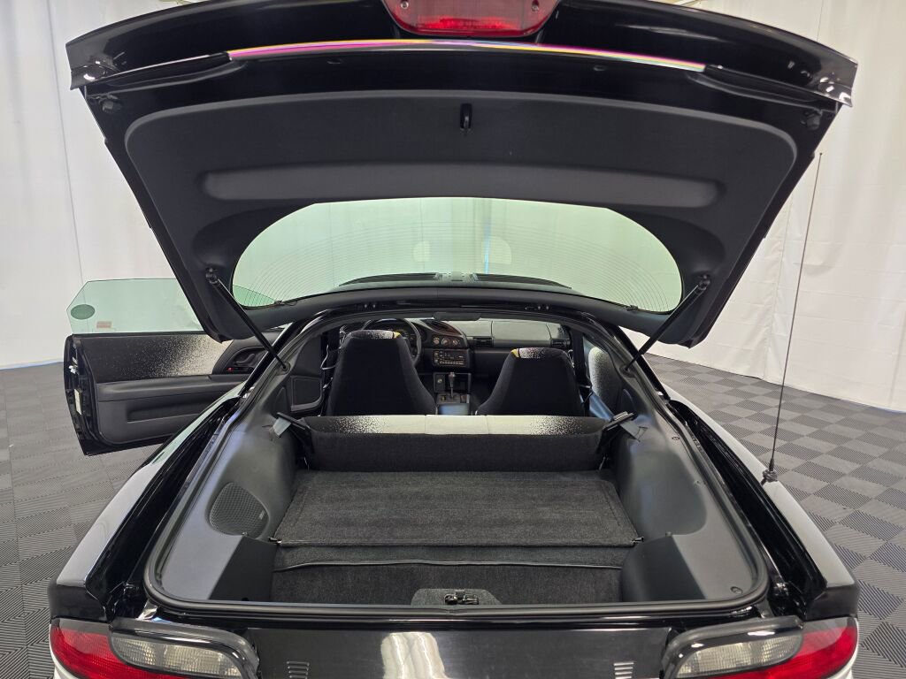 Used 1993 Chevrolet Camaro Z28 image 96