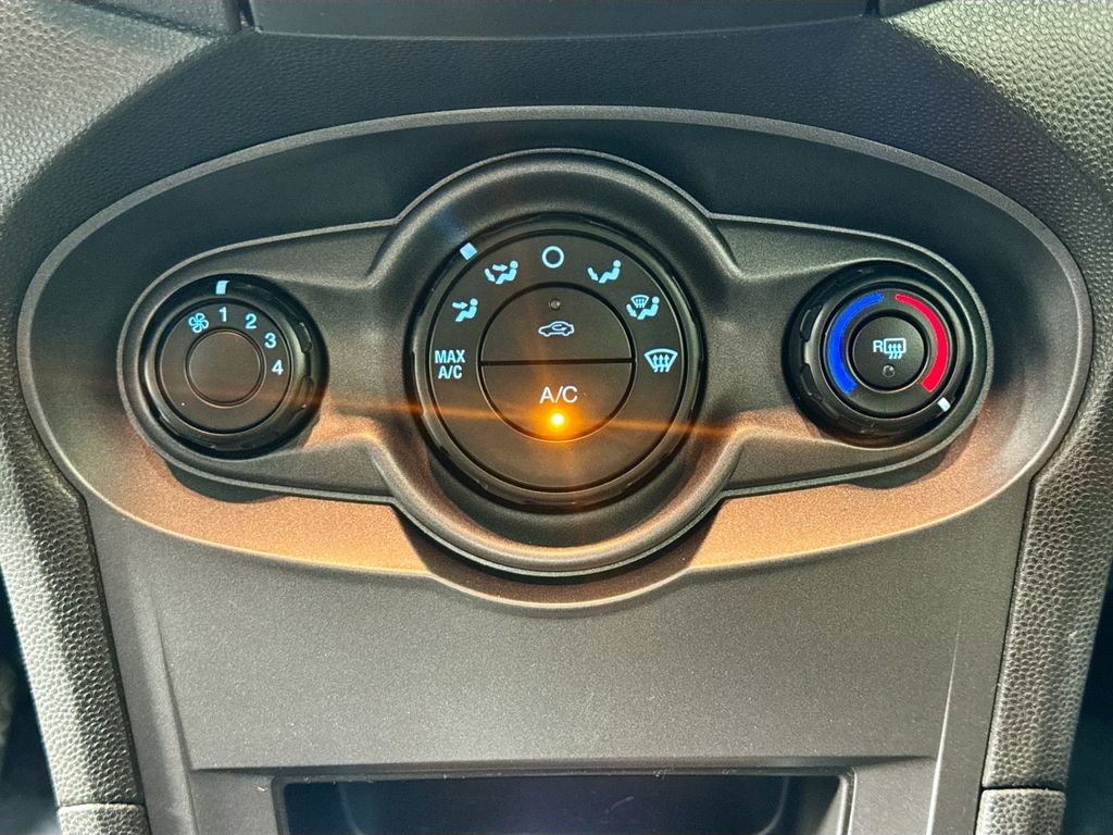 Used 2015 Ford Fiesta S image 14