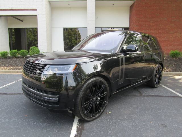 Used 2023 Land Rover Range Rover SE AWD/4WD image 2