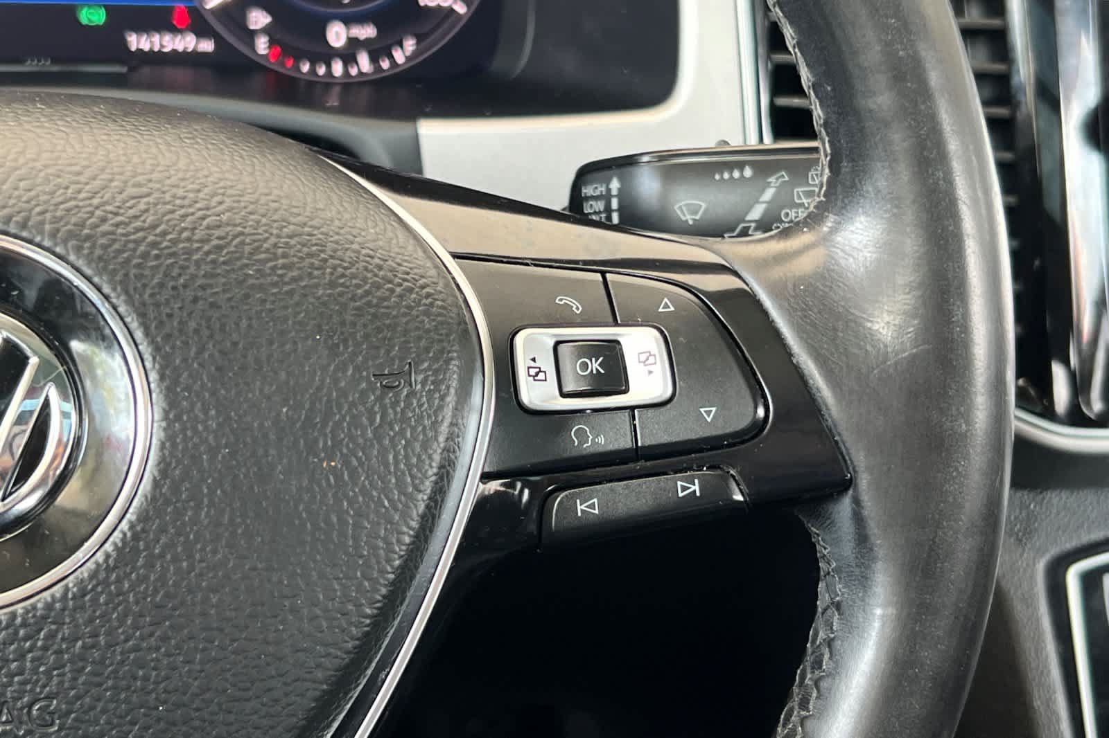 Used 2018 Volkswagen Atlas SEL Premium AWD/4WD image 30