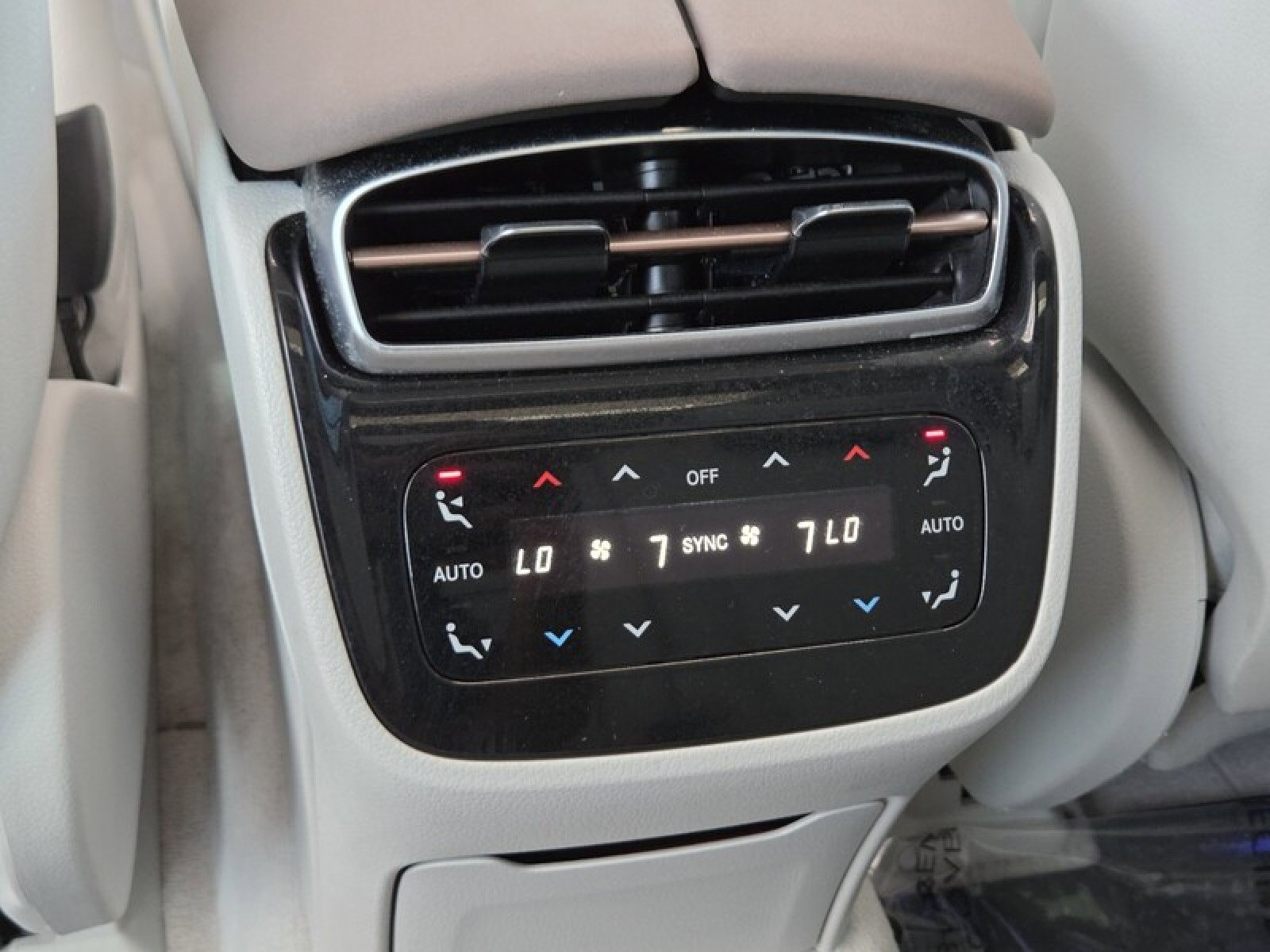 Certified 2023 Mercedes-Benz EQS 580 4MATIC SUV image 15