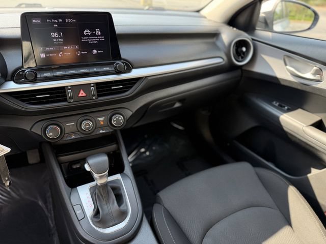 Used 2024 Kia Forte LXS FWD image 16