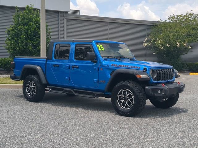 Used 2025 Jeep Gladiator Rubicon w/ Safety Group AWD/4WD image 2