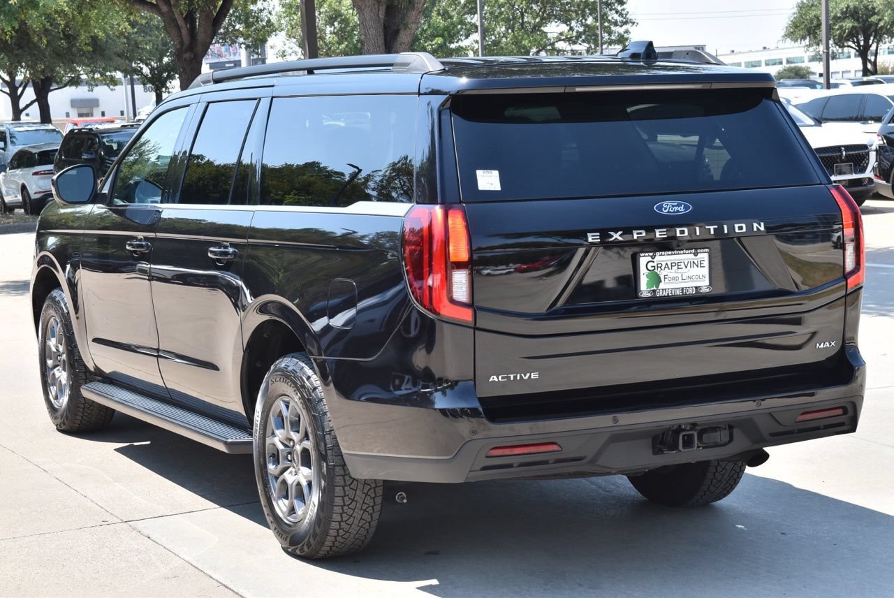 Used 2025 Ford Expedition Max Active RWD image 10
