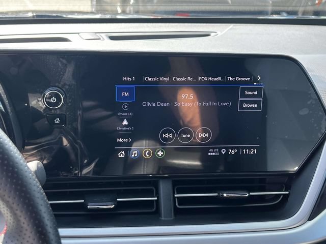 Used 2024 Chevrolet Trax RS w/ Driver Confidence Package FWD image 27