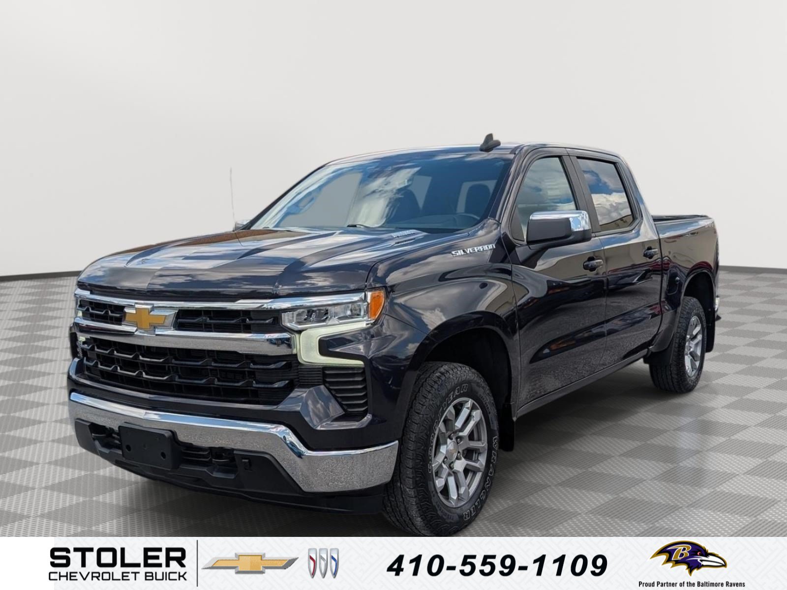 Used 2022 Chevrolet Silverado 1500 LT w/ Protection Package AWD/4WD image 1