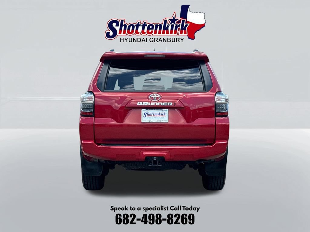 Used 2021 Toyota 4Runner SR5 Premium w/ Moonroof Package RWD image 7