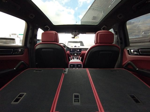 Used 2022 Porsche Cayenne GTS image 64