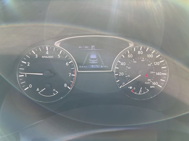Used 2018 Nissan Pathfinder Platinum AWD/4WD image 39