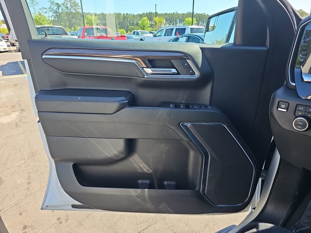 Used 2023 Chevrolet Silverado 1500 LT Trail Boss w/ Protection Package image 31