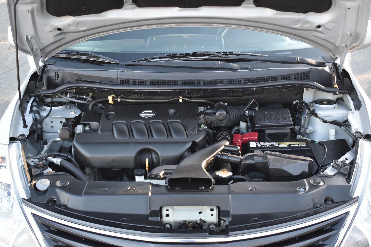 Used 2011 Nissan Versa 1.8 S w/ PWR Plus Pkg image 32