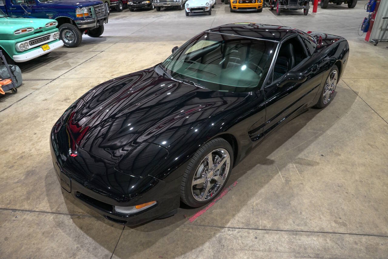 Used 1998 Chevrolet Corvette Coupe w/ Memory Pkg RWD image 15