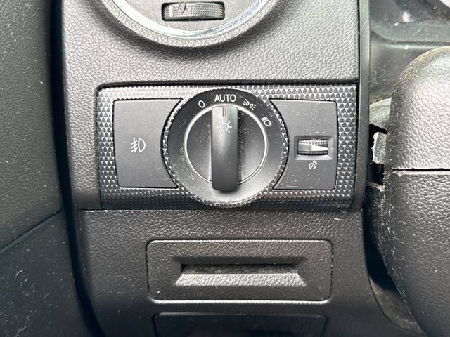 Used 2008 Saturn Vue Red Line w/ Convenience Package FWD image 30