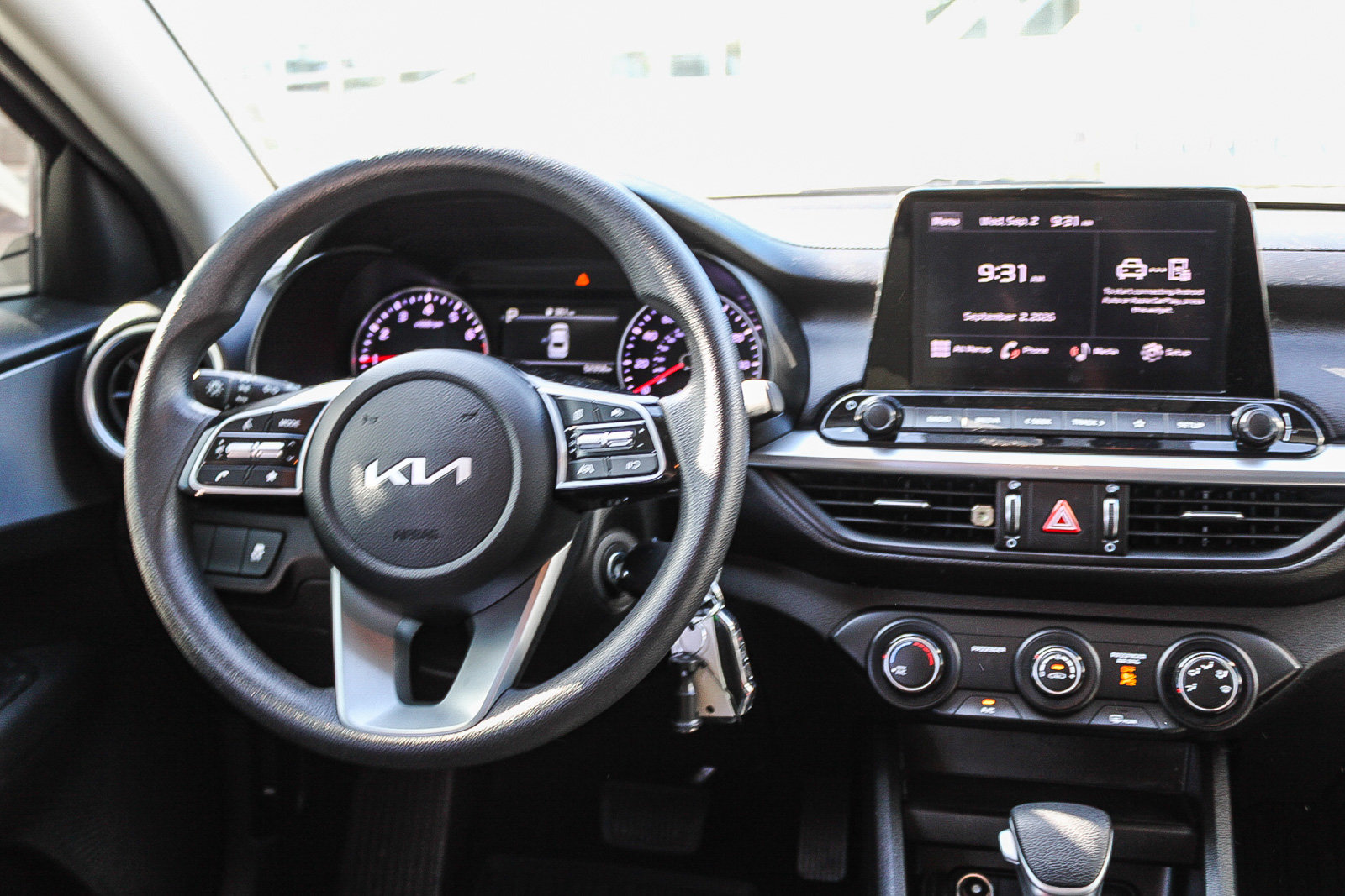 Used 2023 Kia Forte LXS FWD image 15