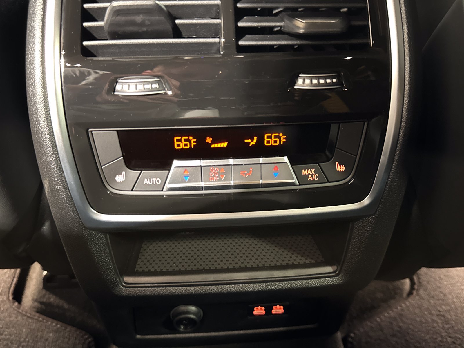 Used 2026 BMW X5 M Competition w/ Executive Package AWD/4WD image 28