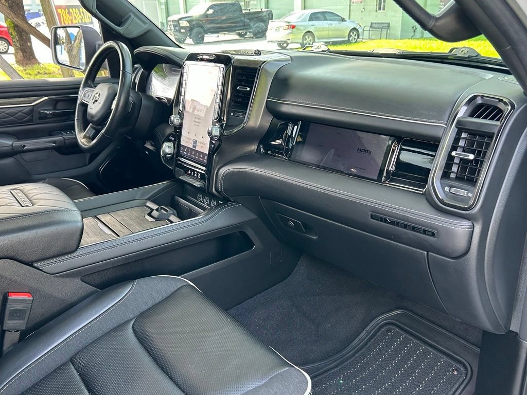 Used 2025 RAM 1500 Limited AWD/4WD image 47