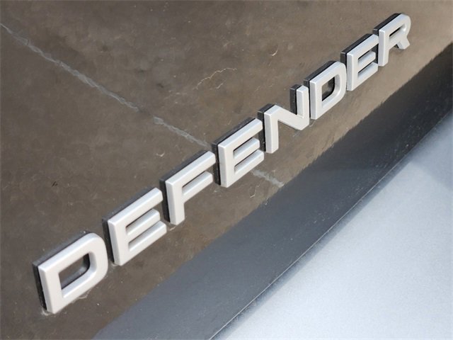 New 2024 Land Rover Defender 110 S image 8