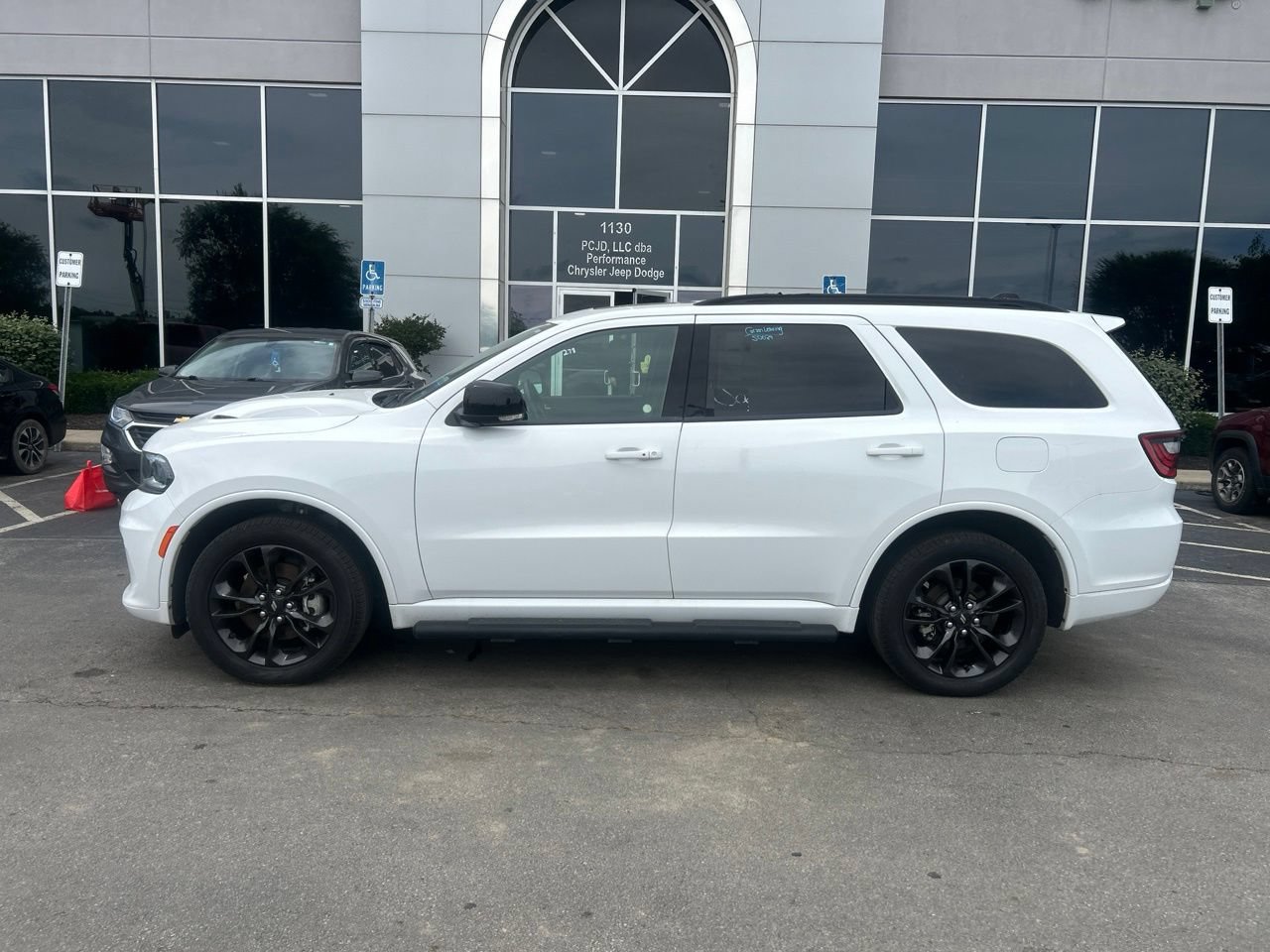 Used 2024 Dodge Durango GT AWD/4WD image 6