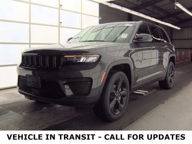 Used 2024 Jeep Grand Cherokee Altitude