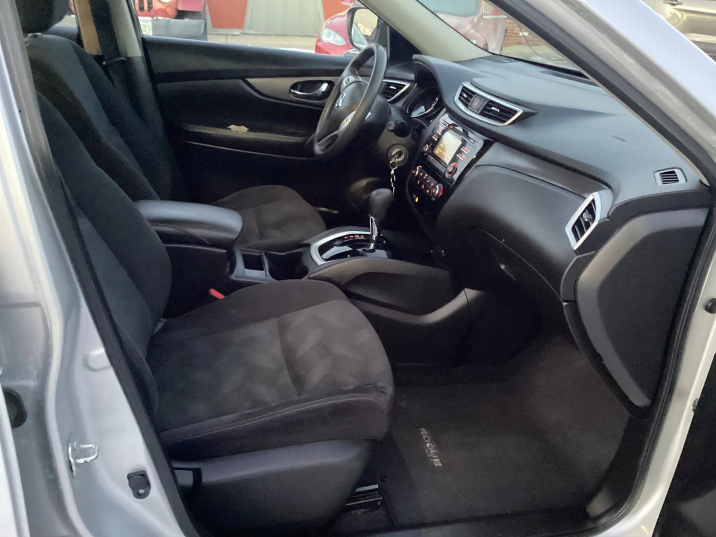 Used 2016 Nissan Rogue S image 14
