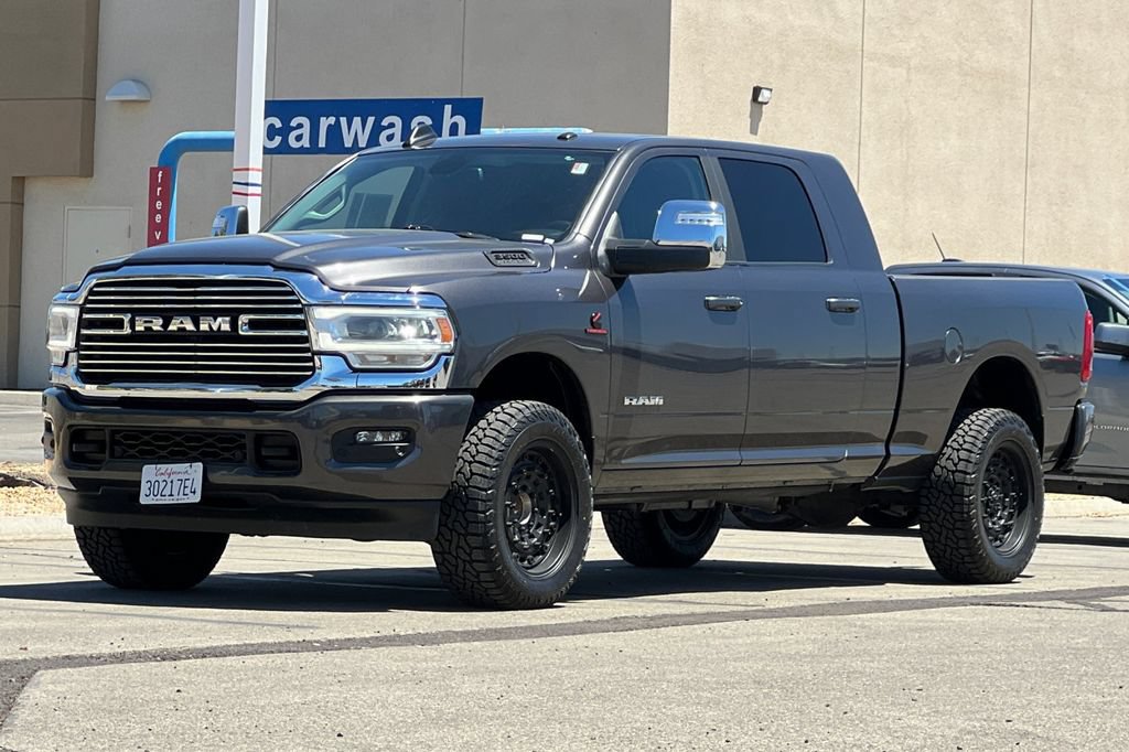 Used 2024 RAM 3500 Laramie AWD/4WD image 10
