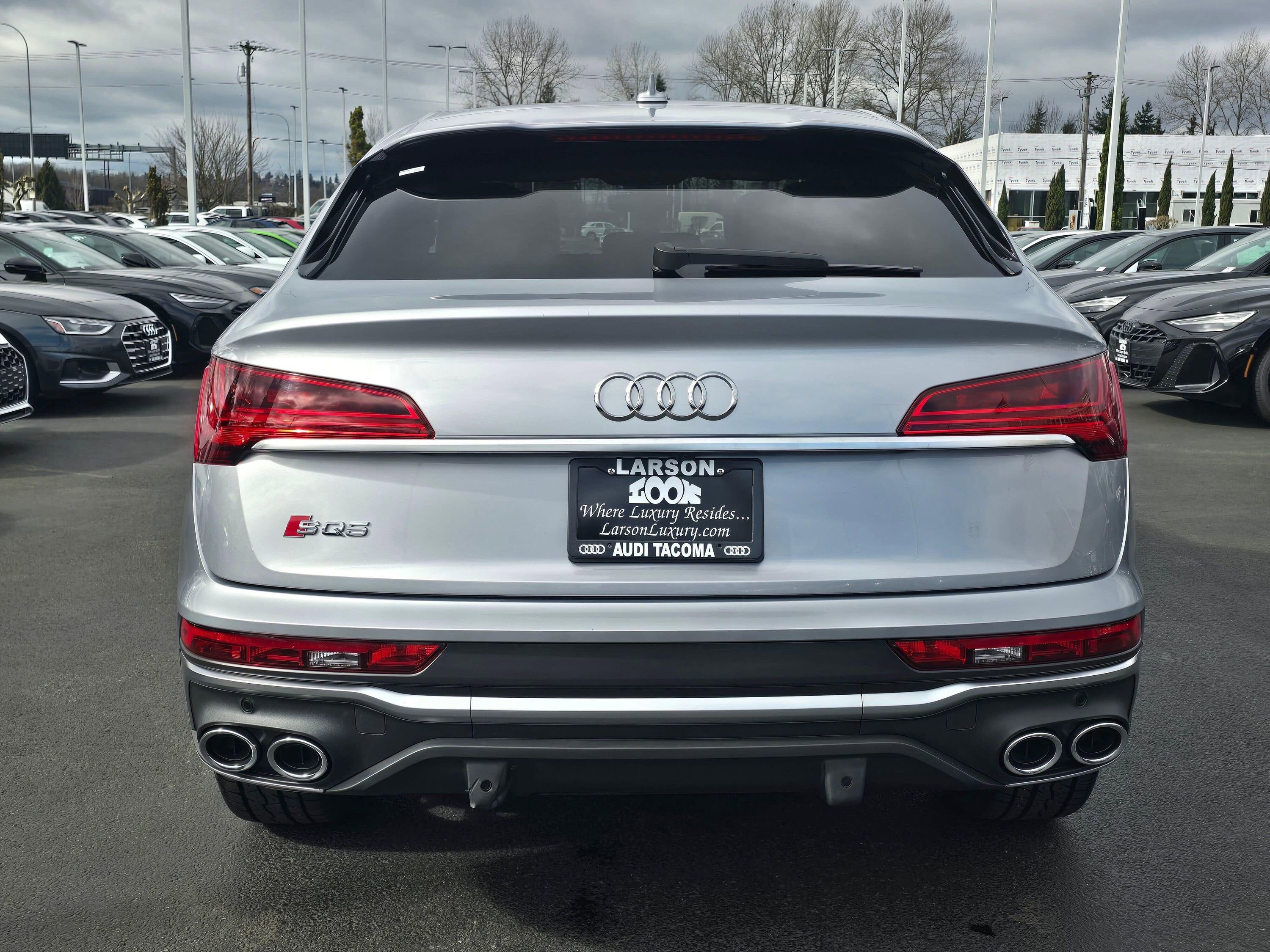 Used 2023 Audi SQ5 Prestige w/ Prestige Package AWD/4WD image 4