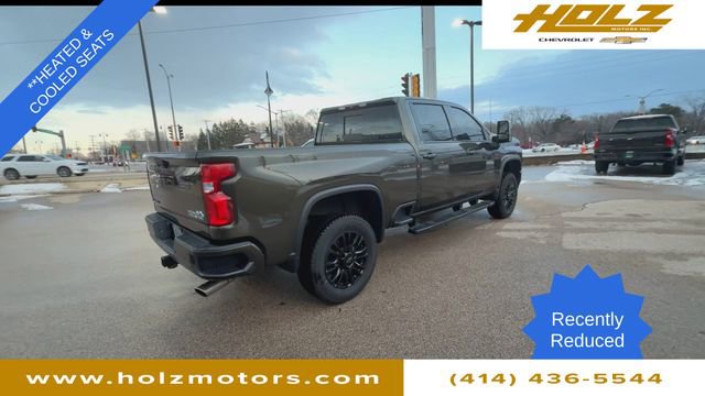 Certified 2022 Chevrolet Silverado 2500 High Country w/ LPO, Dark Essentials Package image 9