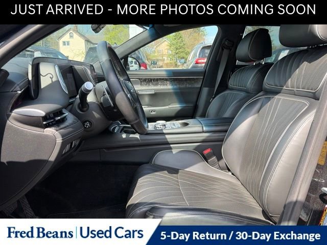 Used 2023 Genesis G90 3.5T AWD/4WD image 13
