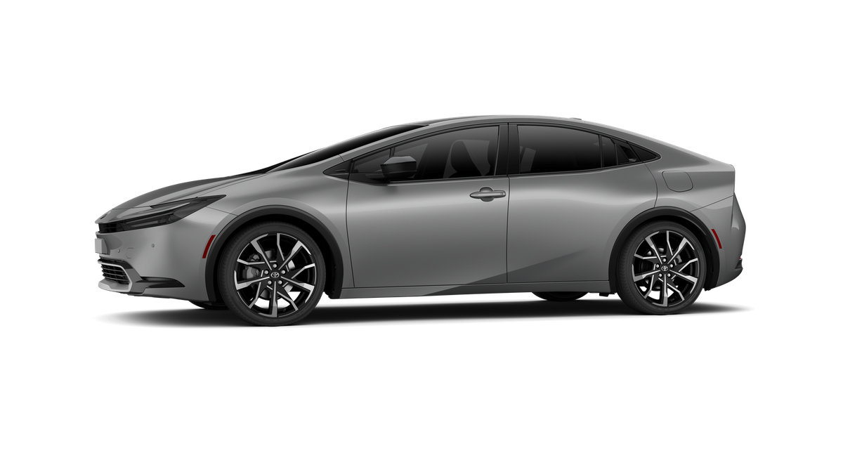 New 2027 Toyota Prius Plug-In Hybrid FWD image 3