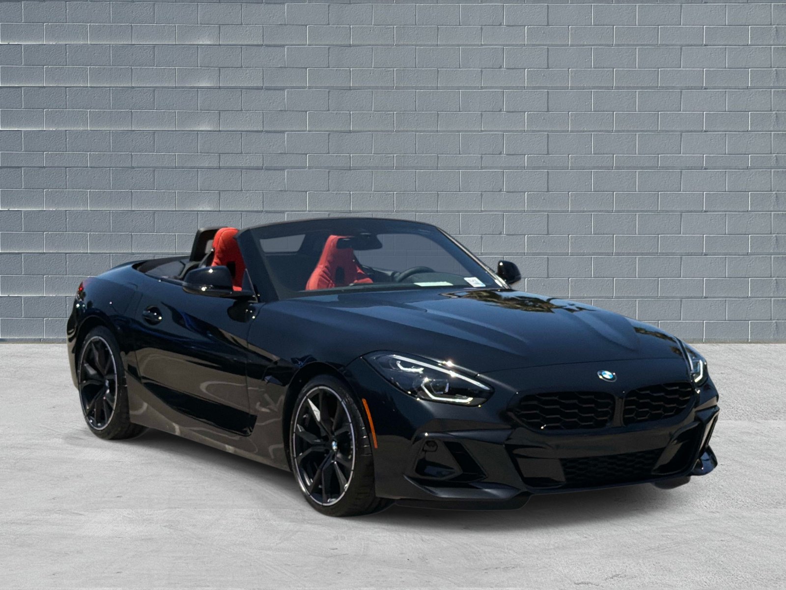New 2026 BMW Z4 sDrive30i w/ Shadowloine Package RWD image 1