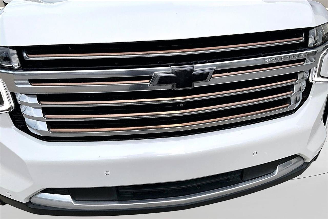 Used 2023 Chevrolet Tahoe High Country w/ Premium Package 2 AWD/4WD image 35