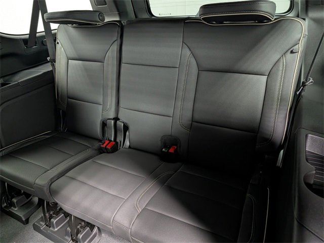 New 2026 Chevrolet Suburban Premier image 17