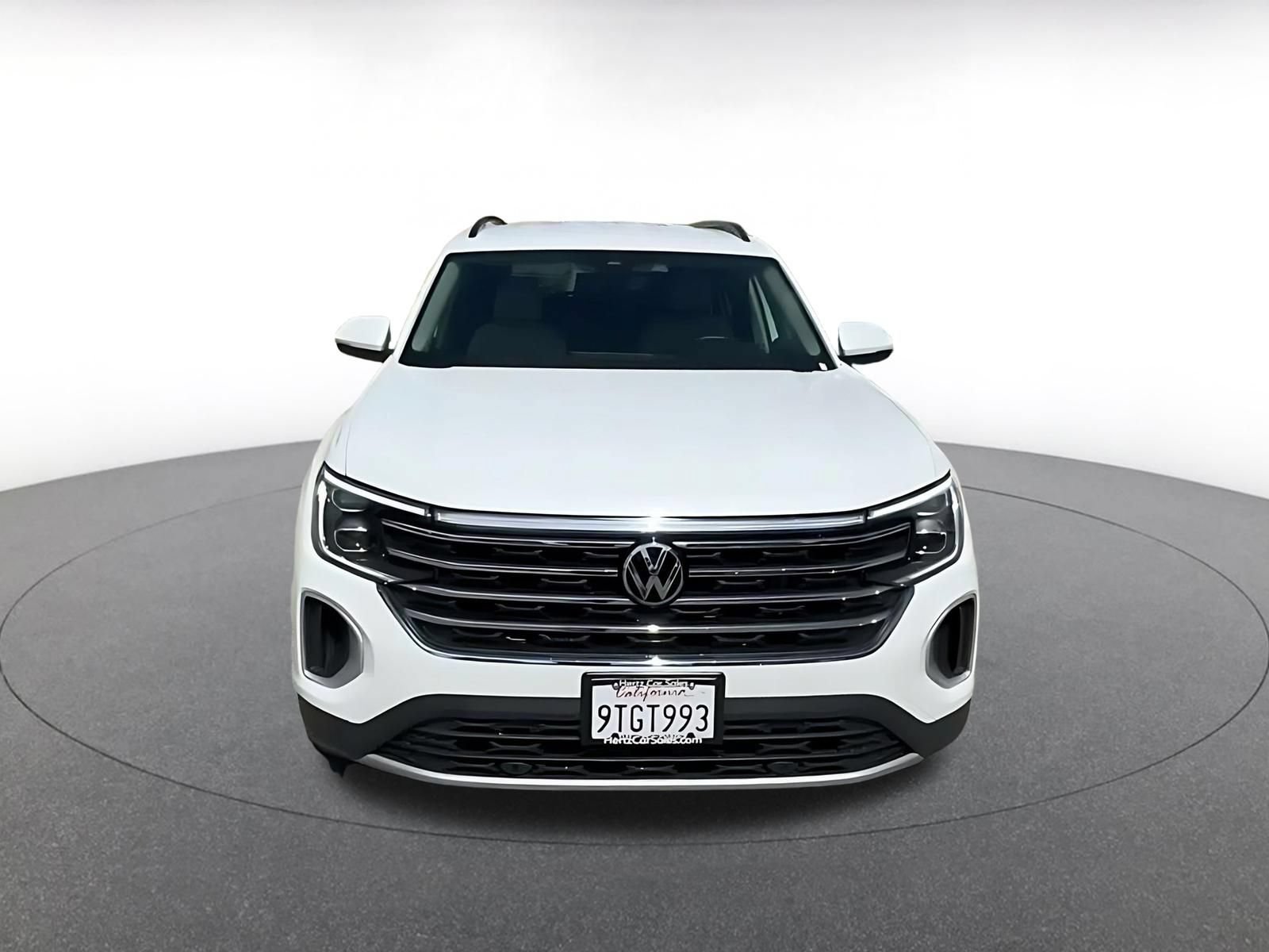 Used 2026 Volkswagen Atlas SE FWD image 4