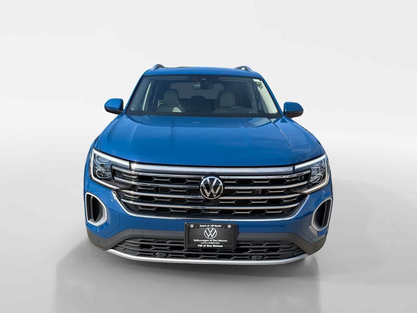 Used 2025 Volkswagen Atlas SEL AWD/4WD image 7