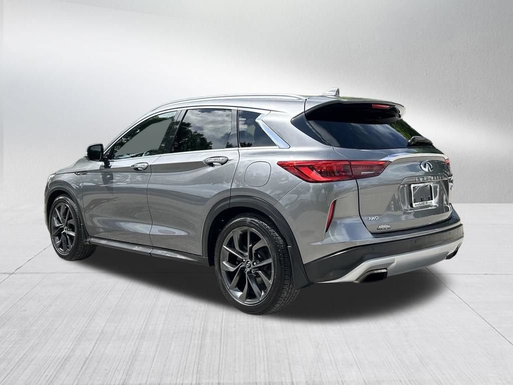 Used 2019 INFINITI QX50 Essential w/ Sensory Package AWD/4WD image 7