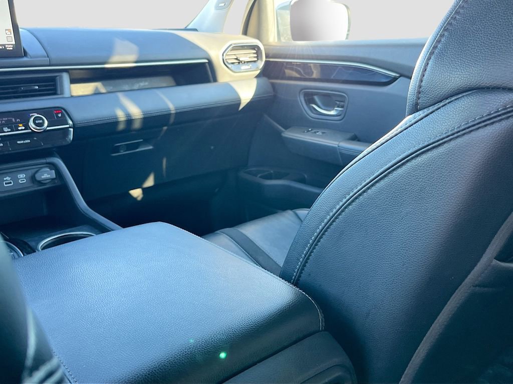 Used 2024 Honda Pilot Touring image 25