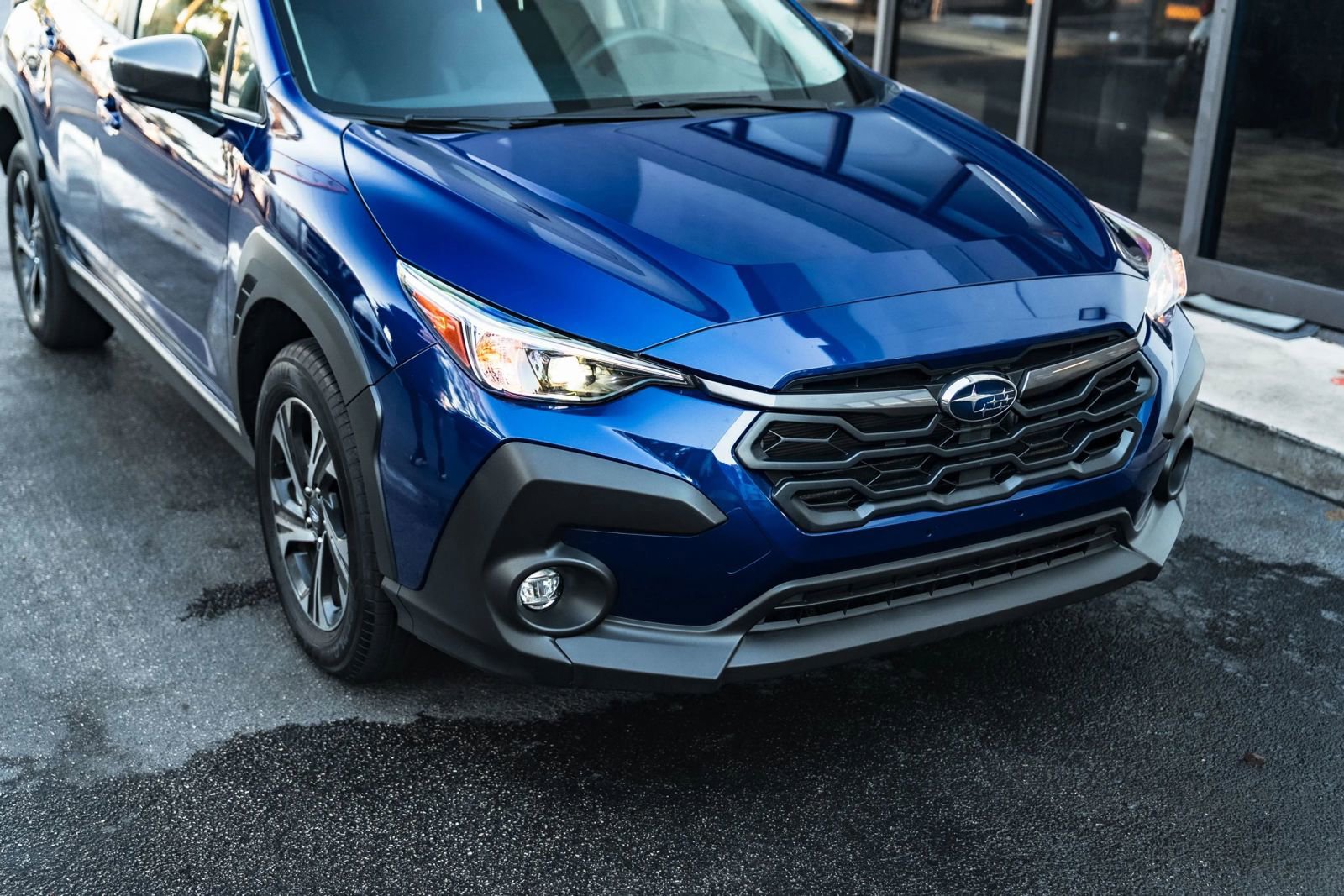 Used 2025 Subaru Crosstrek 2.0i Premium image 3