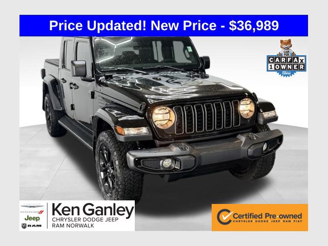 Certified 2025 Jeep Gladiator Sport AWD/4WD image 1