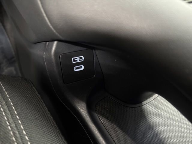 Certified 2024 Honda HR-V LX image 38