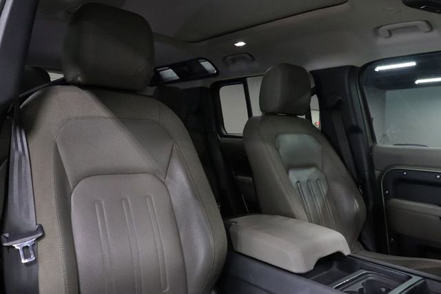 Used 2020 Land Rover Defender 110 S image 25