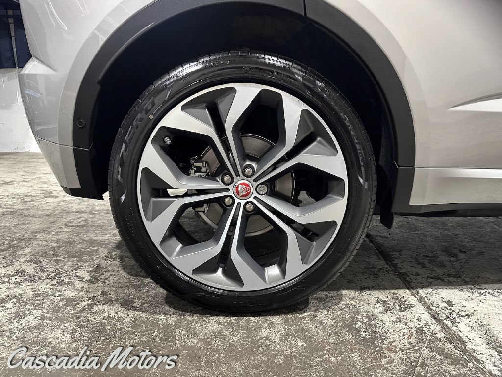 Used 2019 Jaguar E-PACE R-Dynamic HSE AWD/4WD image 31