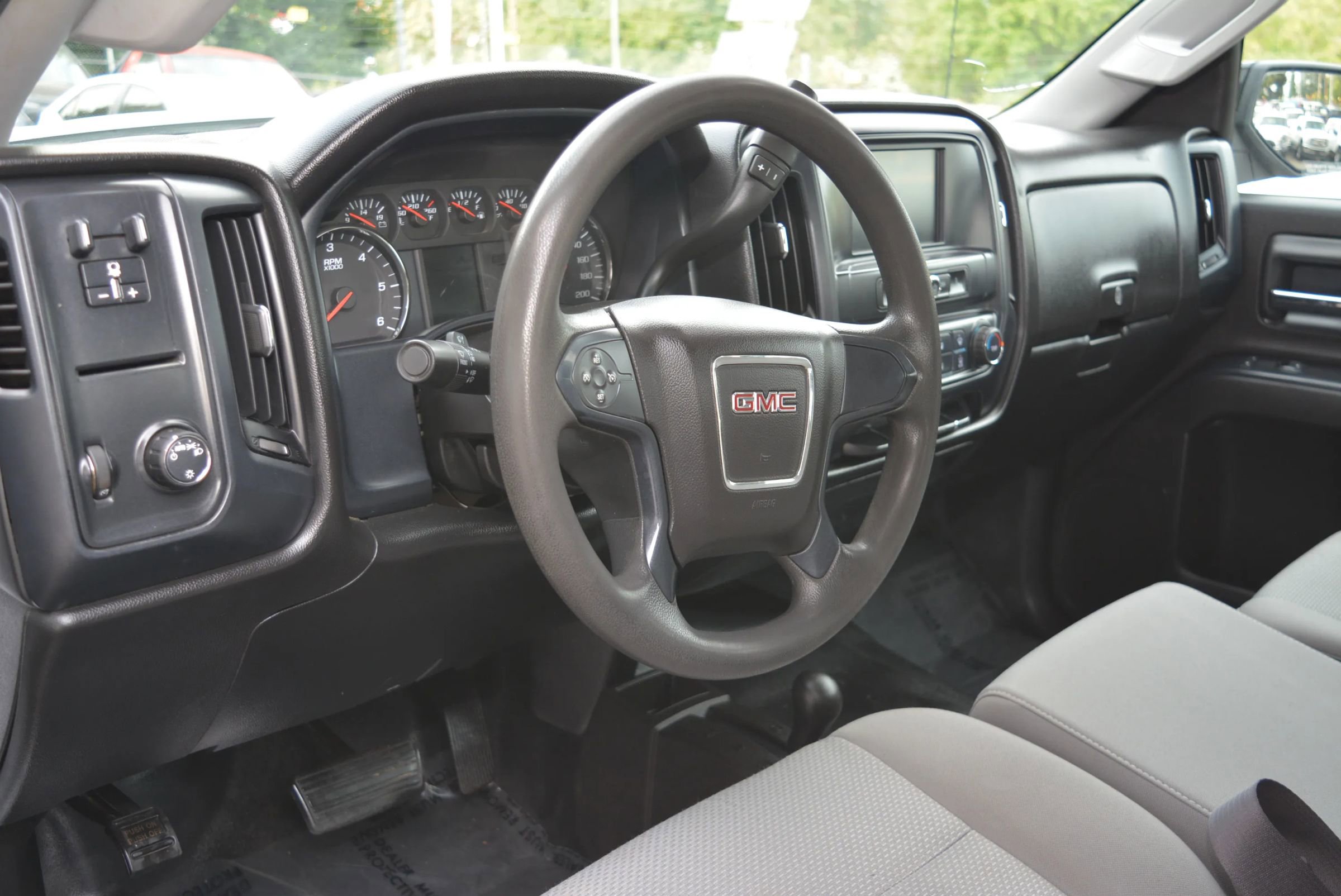 Used 2017 GMC Sierra 2500 4x4 Crew Cab image 18
