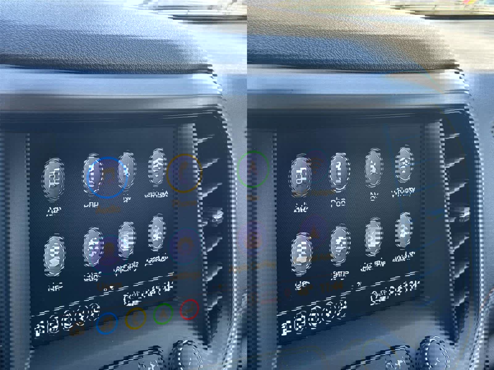 Used 2023 GMC Acadia AT4 w/ Preferred Package image 19