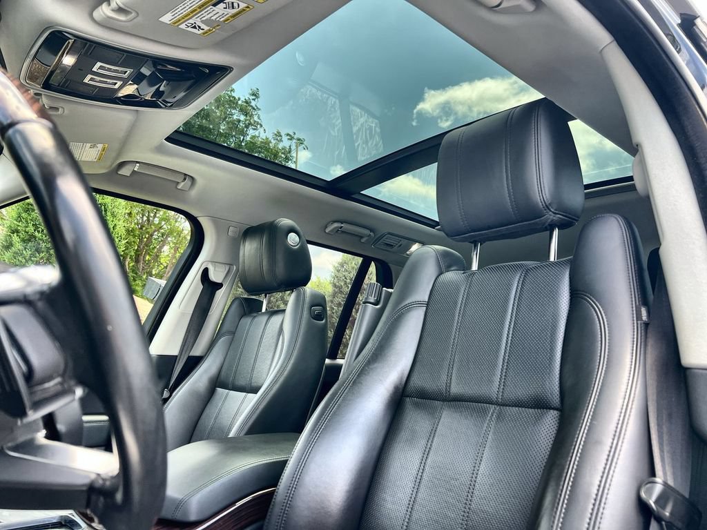 Used 2016 Land Rover Range Rover Supercharged AWD/4WD image 19
