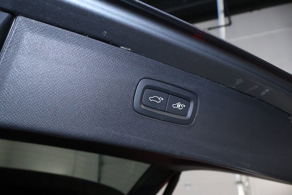 Used 2019 Volvo XC90 T6 Momentum image 20