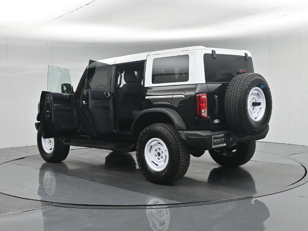 New 2026 Ford Bronco Heritage Edition AWD/4WD image 33