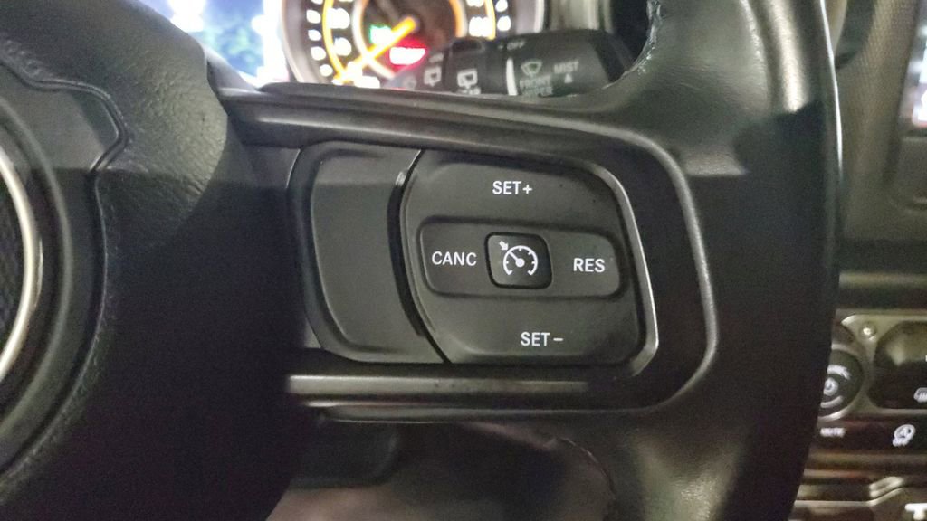 Used 2022 Jeep Wrangler Sport S image 29