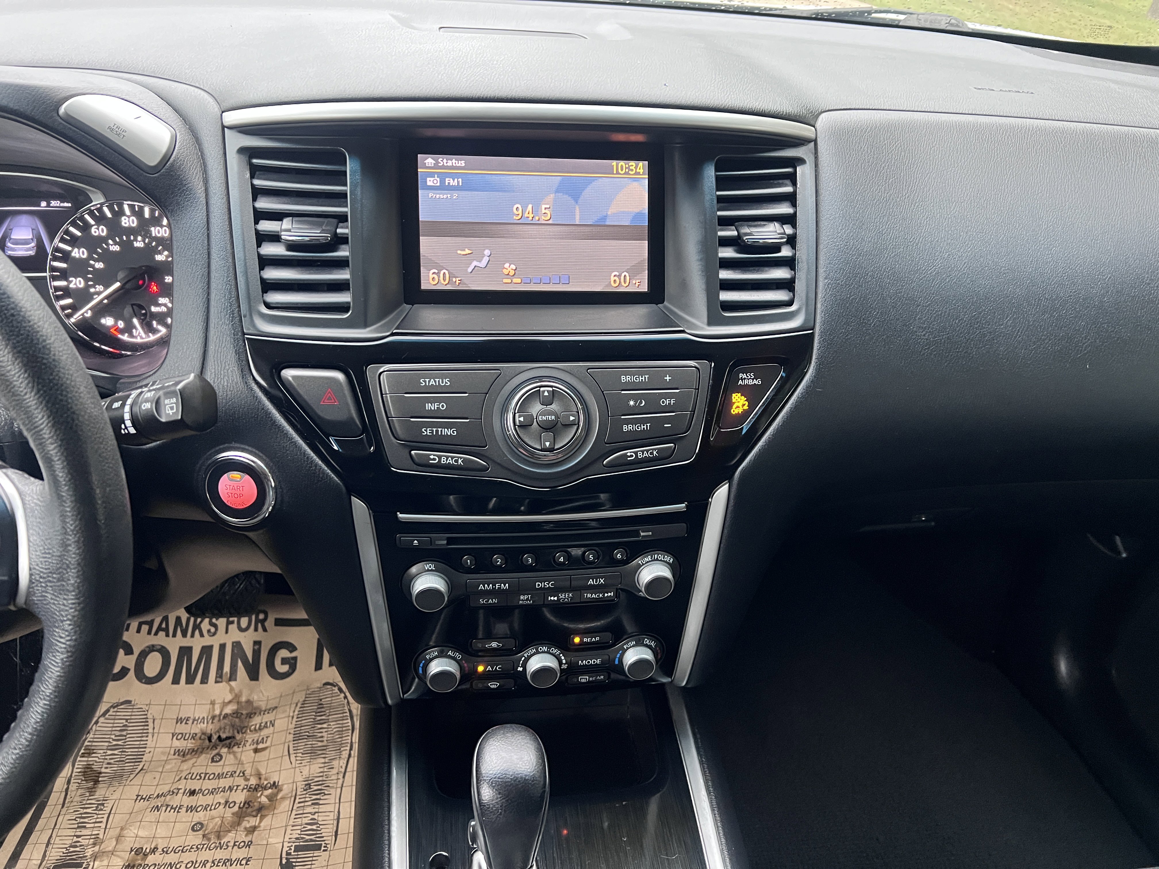 Used 2015 Nissan Pathfinder SV image 28